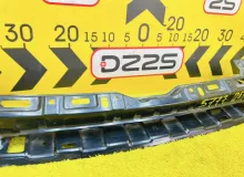 Крепление бампера SUBARU XV 2018/Цвет J8U 57705FL001 GT3 FB16A, переднее