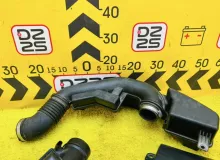Корпус воздушного фильтра SUBARU XV 2018/Цвет J8U 46052FL000 GT3 FB16A, передний