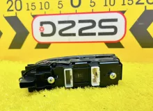 Блок управления стеклоподъемниками SUBARU XV 2018/Цвет J8U 83071FL000 GT3 FB16A, передний правый