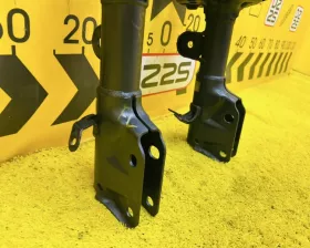 СТОЙКА ПАРА ЛЕВАЯ И ПРАВАЯ SUBARU