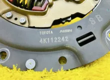 Диск сцепления TOYOTA ESQUIRE 2014 3127047060 ZWR80G 2ZRFXE, передний