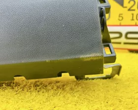 Подушка безопасности для колен SUBARU