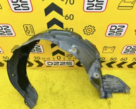 Подкрылок TOYOTA