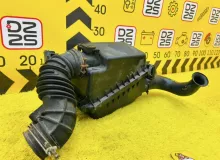 Корпус воздушного фильтра TOYOTA WISH 2007 1770022120 ZNE10G 1ZZFE, передний