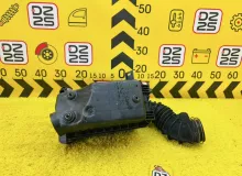 Корпус воздушного фильтра TOYOTA WISH 2007 1770022120 ZNE10G 1ZZFE, передний