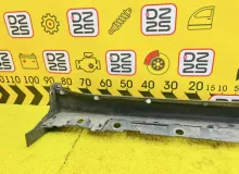 Накладка на порог TOYOTA WISH 2013 7690268050 ZGE25W 2ZRFAE, передняя левая