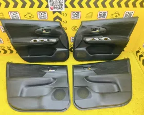 Обшивка дверей TOYOTA