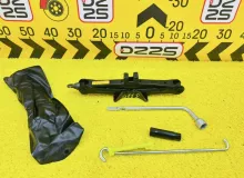Поддомкратник/ домкрат TOYOTA WISH 2013 0911133030 ZGE25W 2ZRFAE, задний