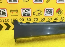 Накладка на порог TOYOTA WISH 2013 7690168050 ZGE25W 2ZRFAE, передняя правая