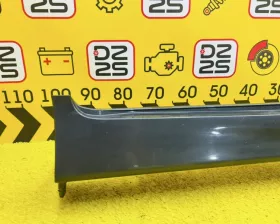 Накладка на порог TOYOTA