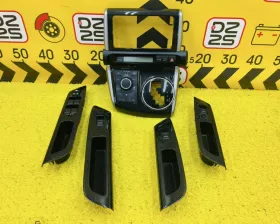 Консоль магнитофона TOYOTA