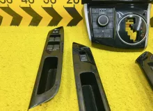 Консоль магнитофона TOYOTA WISH 2013 5542068140 ZGE25W 2ZRFAE, передний
