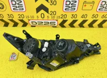 Фара TOYOTA WISH 2013 8118568100 ZGE25W 2ZRFAE, передняя левая