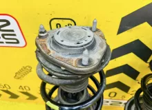 СТОЙКА ПАРА ЛЕВАЯ И ПРАВАЯ TOYOTA WISH 2013 4851069635 ZGE25W 2ZRFAE, передняя