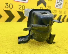 Подушка двигателя TOYOTA