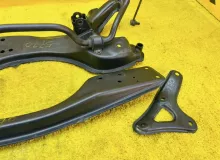 Балка под двс TOYOTA WISH 2013 5120120371 ZGE25W 2ZRFAE, передняя