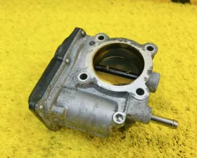 Заслонка дроссельная Toyota