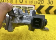 Клапан egr LEXUS CT200H 2011 2562037110 ZWA10 2ZRFXE, передний