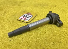 Катушка зажигания LEXUS CT200H 2011 9091902258 ZWA10 2ZRFXE, передняя