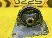Подушка коробки передач TOYOTA HIACE 1996 1230367011 KZH106G 1KZTE, задняя