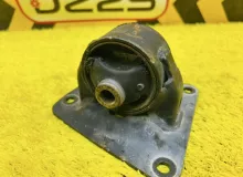 Подушка коробки передач TOYOTA HIACE 1996 1230367011 KZH106G 1KZTE, задняя