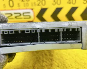Блок управления двс Toyota