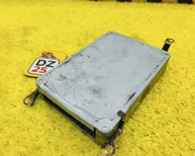 Блок управления двс Toyota