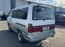 Блок управления двс TOYOTA HIACE 1996|Цвет 29M 8966126161 KZH106G 1KZTE, передний