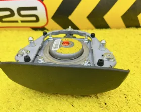 Подушка безопасности водителя Toyota