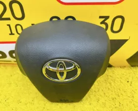 Подушка безопасности водителя Toyota