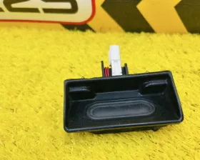 Кнопка открывания багажника Honda
