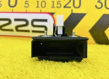 Кнопка открывания багажника HONDA STEP WAGON SPADA 2015/Цвет PB87P RP4 L15B, задняя