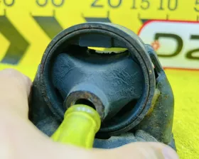 Подушка коробки передач Toyota