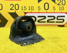 Подушка коробки передач Toyota