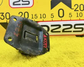 Подушка коробки передач Toyota