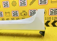 Накладка на порог LEXUS CT200H 2011 7586076010 ZWA10 2ZRFXE, передняя левая