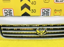 Решетка радиатора TOYOTA HIACE 1994 5310026030 KZH106W 1KZTE, передняя