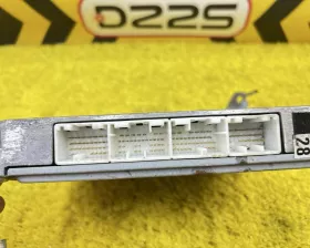 Блок управления двс Toyota