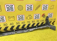 Накладка на порог TOYOTA NOAH 2014 7585028050 ZWR80G 2ZRFXE, передняя правая