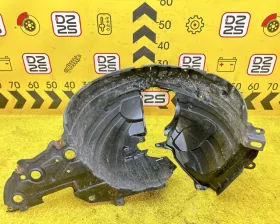 Подкрылок Nissan