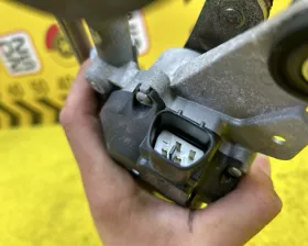Механизм стеклоочистителя Nissan