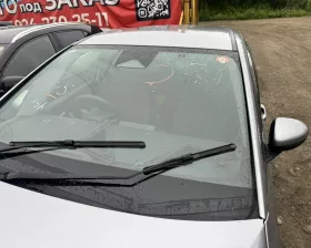Лобовое стекло Honda