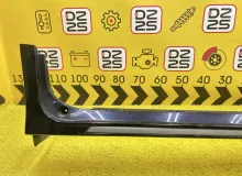 Накладка на порог TOYOTA ESQUIRE 2015 7585028050 ZRR85G 3ZRFAE, передняя правая