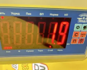 Накладка на порог Toyota