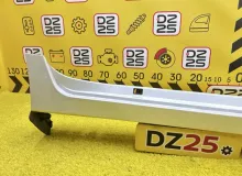 Накладка на порог LEXUS CT200H 2011 7585076010 ZWA10 2ZRFXE, передняя правая