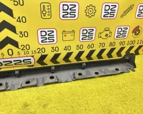 Накладка на порог Toyota