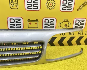 Решетка радиатора Toyota