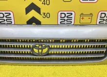 Решетка радиатора TOYOTA HIACE 1996 5310026030 KZH106G 1KZTE, передняя