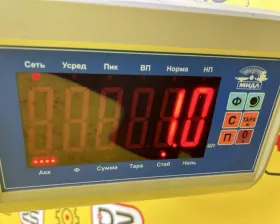 Петля капота Nissan