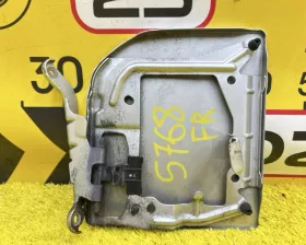Лючок бензобака Nissan